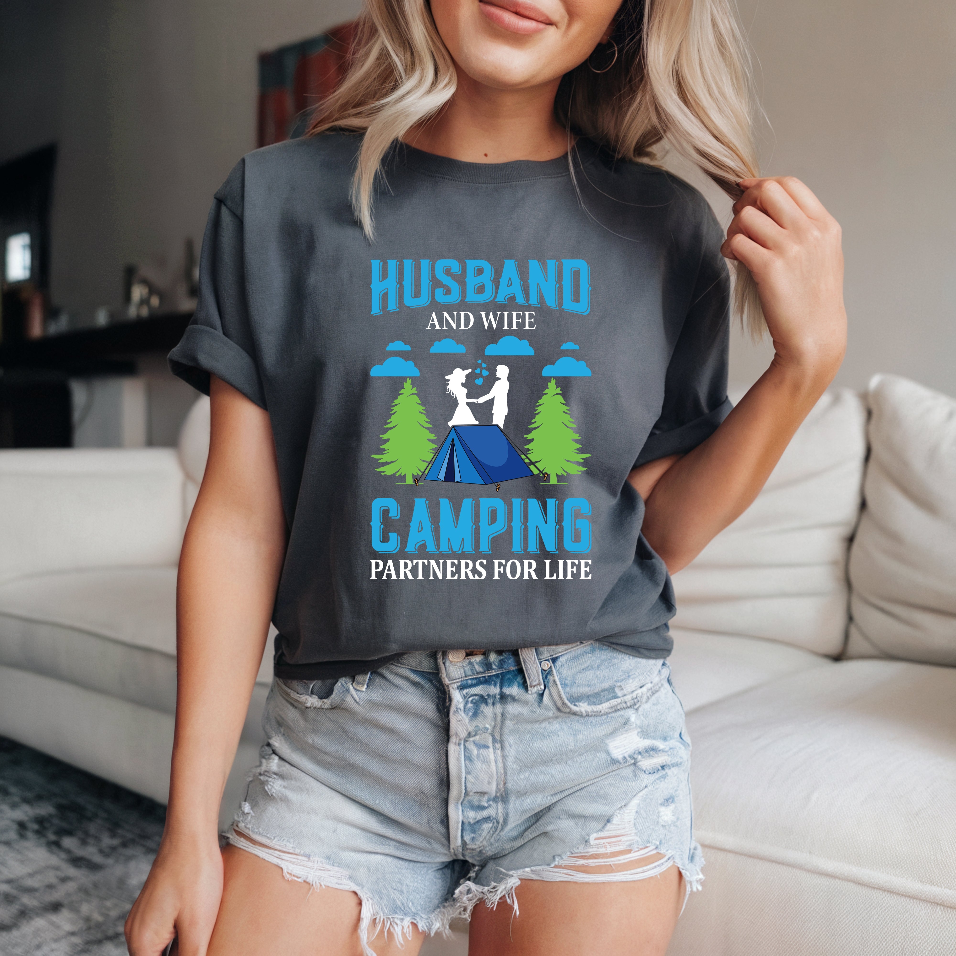 Couple On Vacation Women's Loose T-shirt