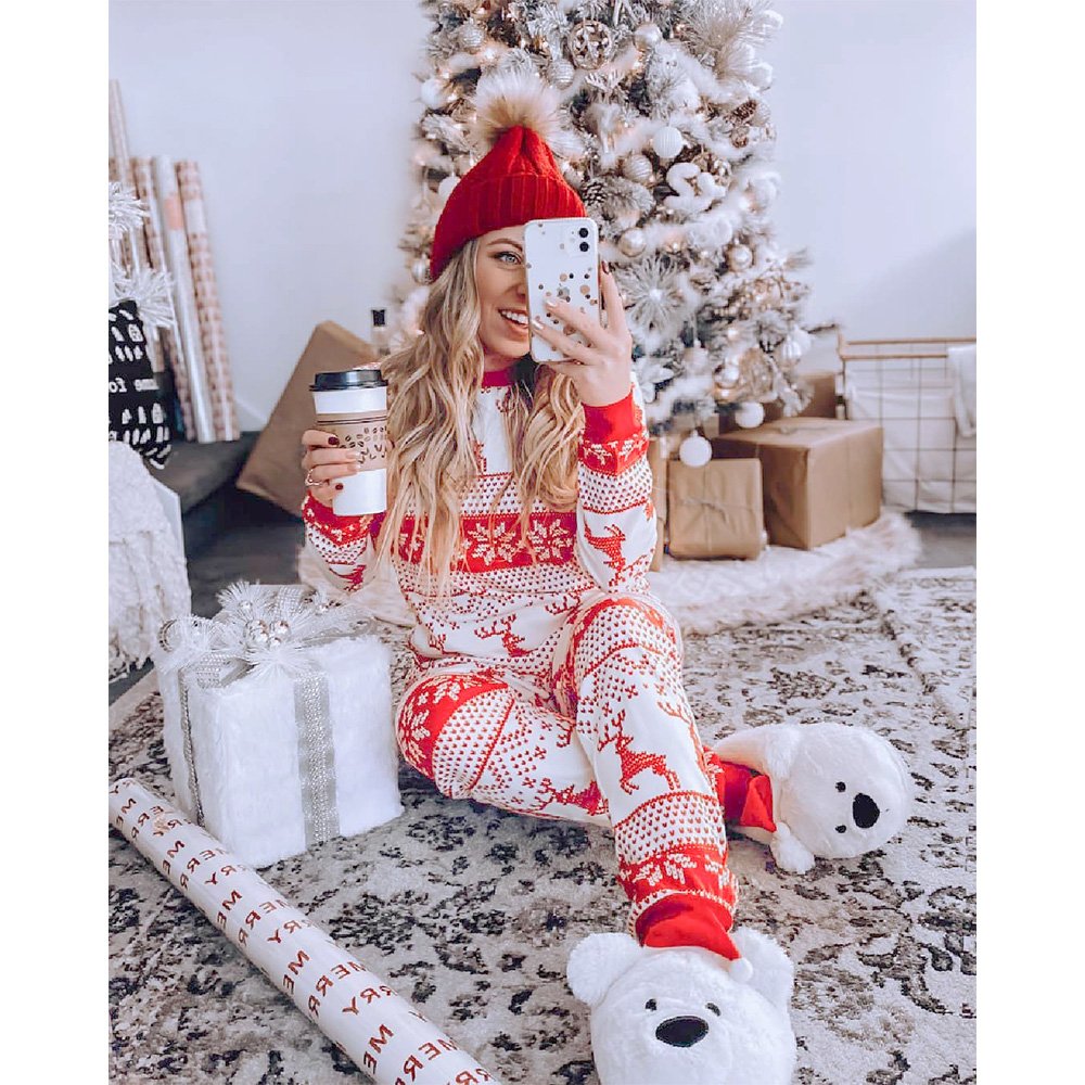 Red Reindeer Print Matching Family Christmas Pajamas-Dog Pajamas Included
